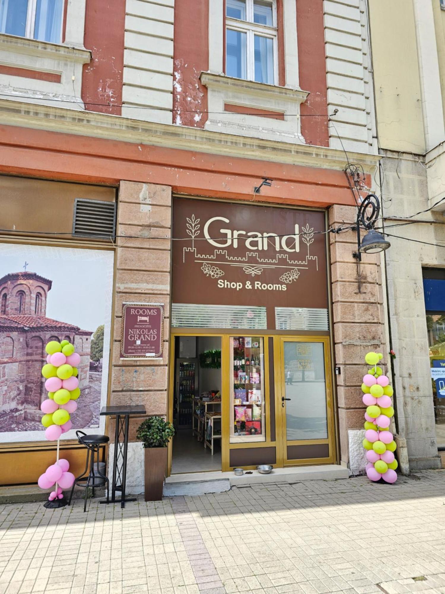 Prenociste Nikolas Grand スメデレヴォ エクステリア 写真